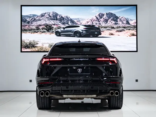 Lamborghini Urus — Фото автомобиля 6