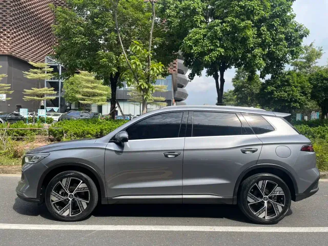 BYD Song Pro — Фото автомобиля 8