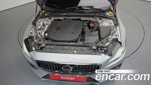 Вольво S60 S60 третьего поколения B5 Ultimate Bright — Фото автомобиля 6
