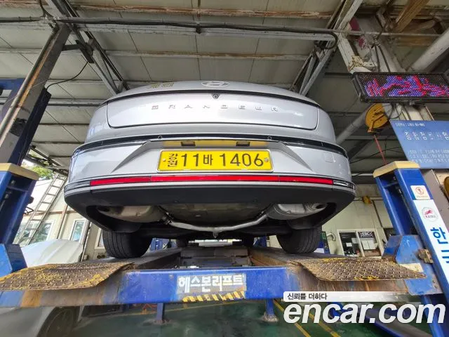 Hyundai Grandeur GN7 — Фото автомобиля 2