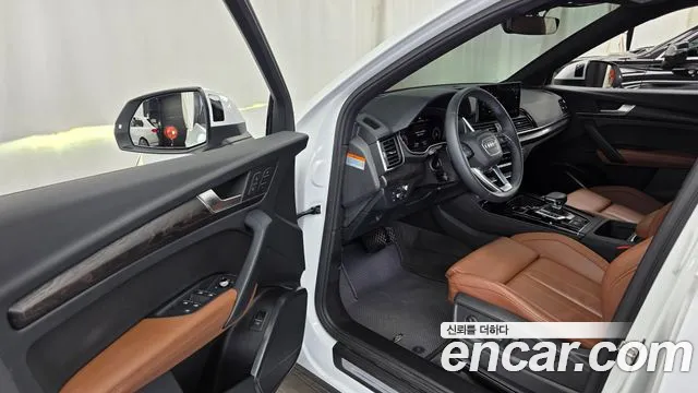 Audi Q5 45 TFSI quattro Sportback Premium — Фото автомобиля 9