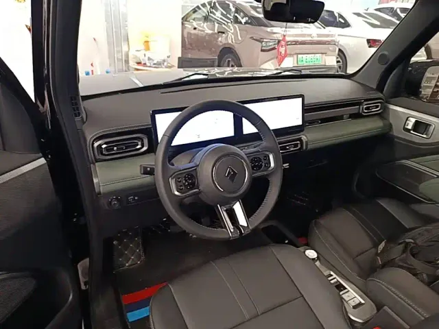 Baojun Yep — Фото автомобиля 9