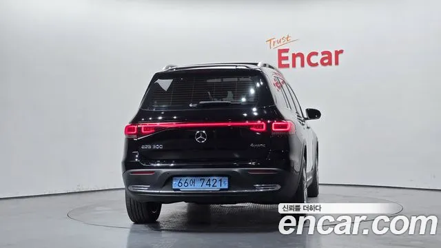 Mercedes-Benz EQB X243 — Фото автомобиля 4