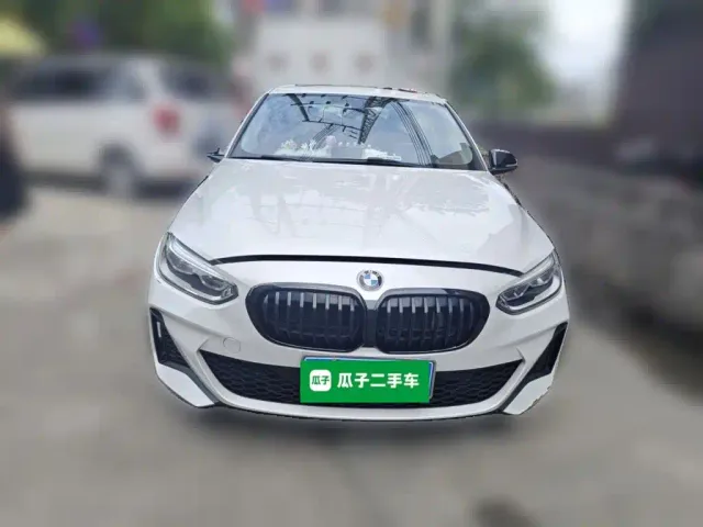 BMW 1 Series — Фото автомобиля 2