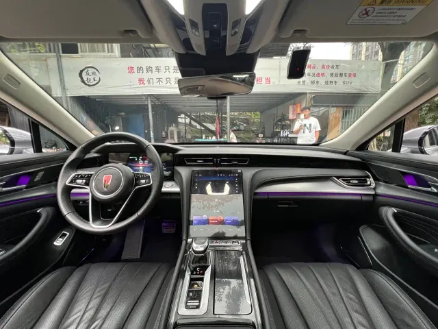 Hongqi H5 — Фото автомобиля 12