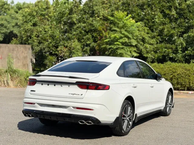 Geely Xingrui — Фото автомобиля 6