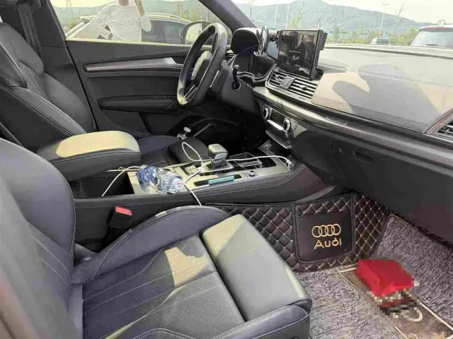 Audi Q5L — Фото автомобиля 8