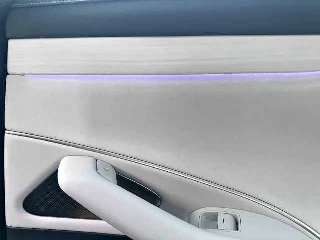 Xiaomi SU7 — Фото автомобиля 20