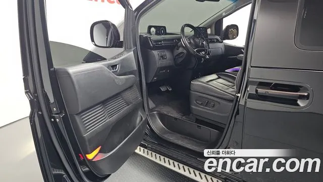 Hyundai Staria — Фото автомобиля 10