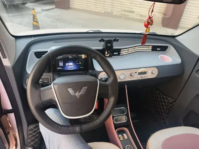 Wuling Hongguang Mini EV — Фото автомобиля 9