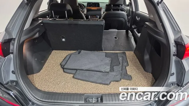 Hyundai Kona Новый Kona Бензин 1.6 турбо 2WD — Фото автомобиля 16