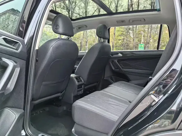 Volkswagen Tiguan L — Фото автомобиля 6
