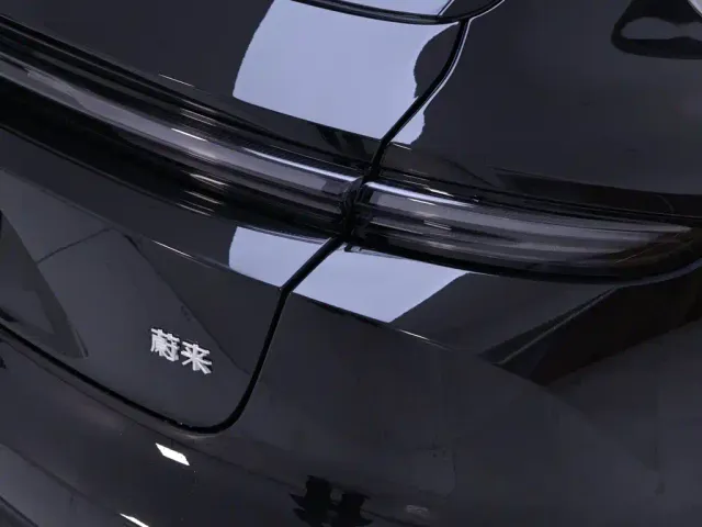 Nio ET5 Touring — Фото автомобиля 9