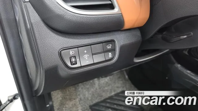 Kia Seltos New — Фото автомобиля 19
