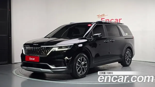 Фотография автомобиля — Kia Carnival Generation 4