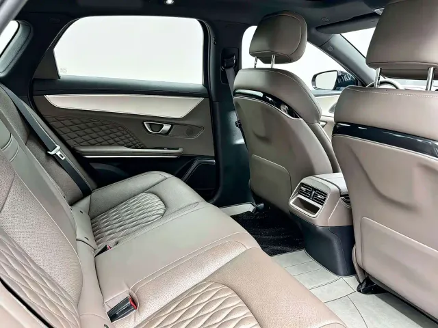 BYD Han — Фото автомобиля 5