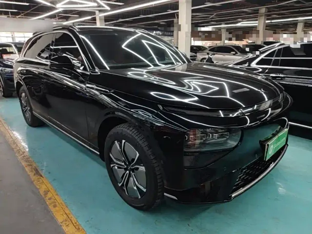 Xpeng G9 — Фото автомобиля 3