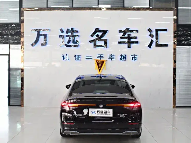 Honda Accord — Фото автомобиля 13