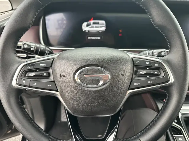 GAC Trumpchi M6 — Фото автомобиля 13