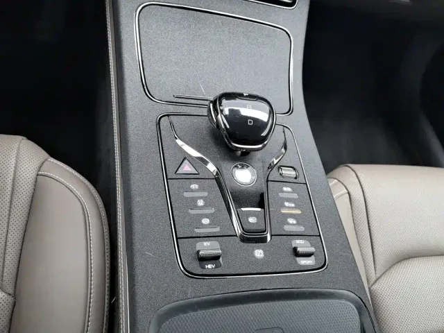BYD Han — Фото автомобиля 13