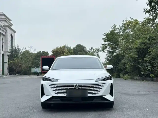 Changan Lamore — Фото автомобиля 22