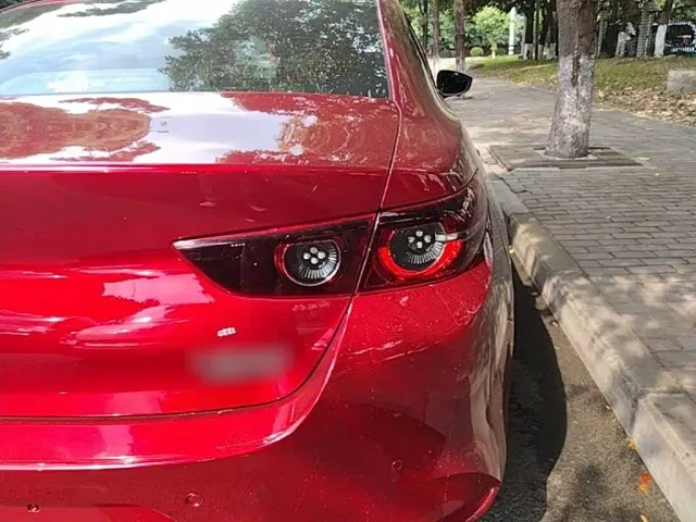 Mazda Axela — Фото автомобиля 7