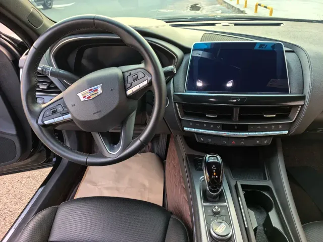 Cadillac CT5 — Фото автомобиля 14