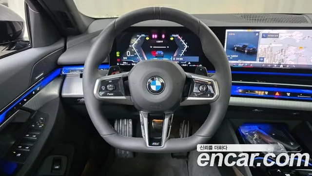 BMW 5 Series G60 — Фото автомобиля 15