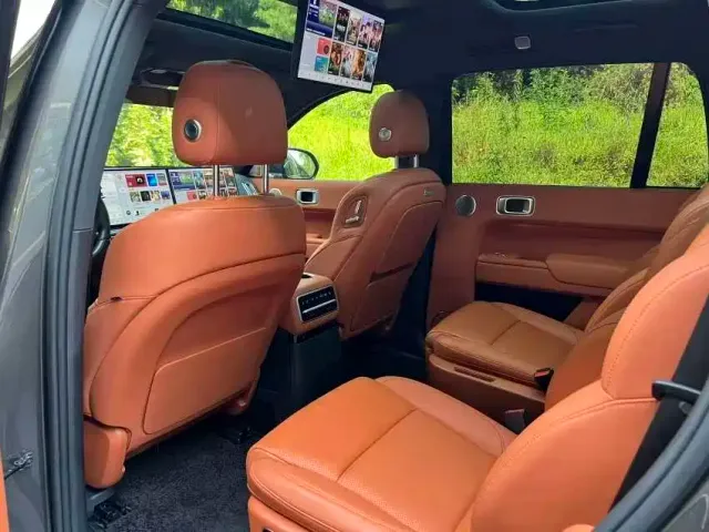 Li Auto L9 — Фото автомобиля 8