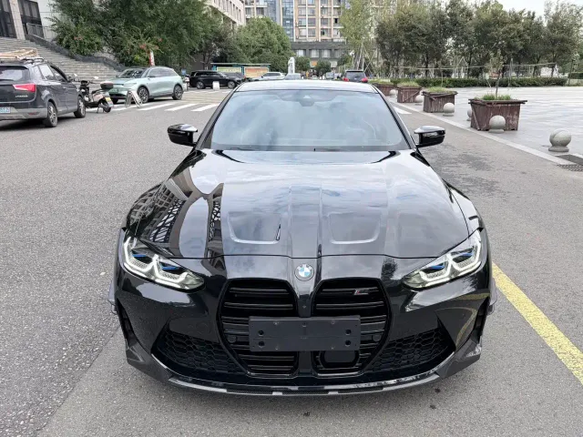 BMW M4 — Фото автомобиля 2