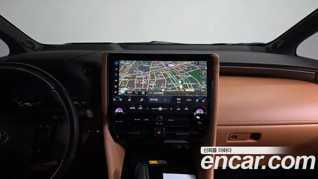 Toyota Alphard Generation 4 — Фото автомобиля 14
