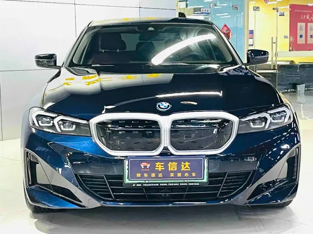 BMW i3 — Фото автомобиля 2