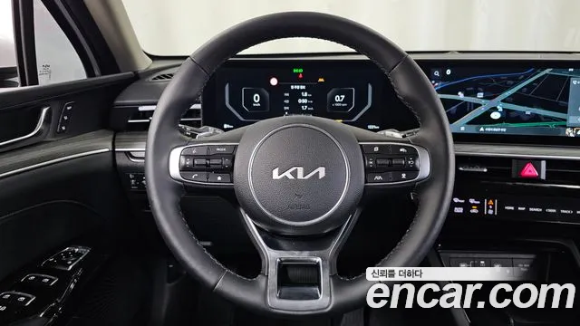 Kia K5 Generation 3 — Фото автомобиля 13