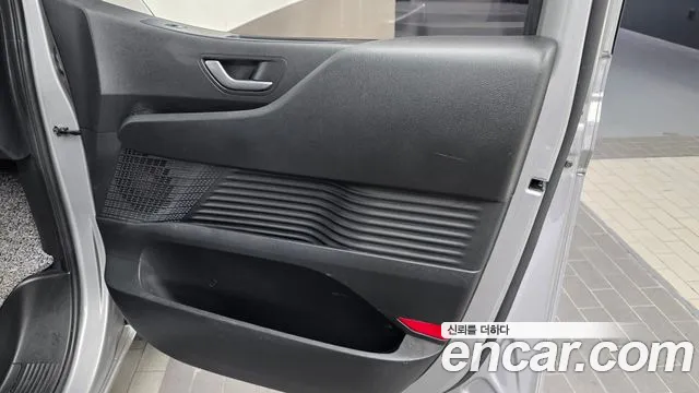Hyundai Staria — Фото автомобиля 14