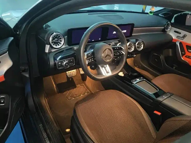 Mercedes-Benz A-Class AMG — Фото автомобиля 12