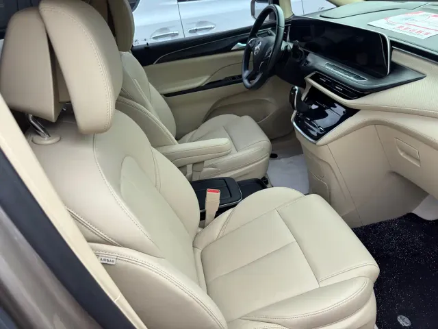 Buick Buick GL8 2023 ES Landmaster Exclusive — Фото автомобиля 12