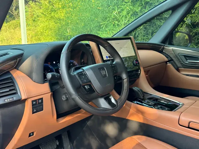 Toyota Vellfire — Фото автомобиля 7