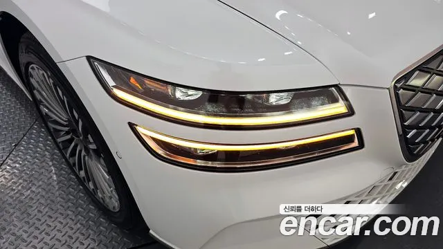 Genesis G80 Electrified G80 (RG3) — Фото автомобиля 18