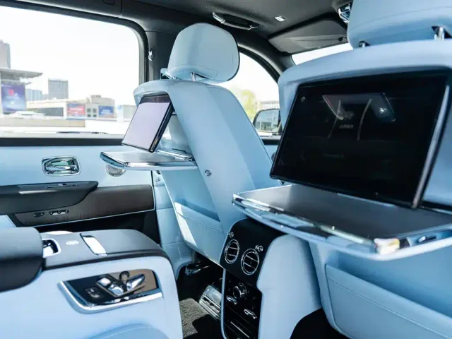 Rolls-Royce Cullinan — Фото автомобиля 7