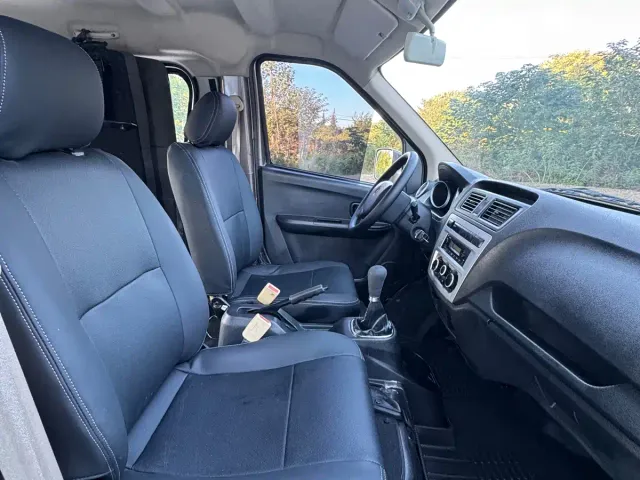 Changan Ruixing M60 — Фото автомобиля 6