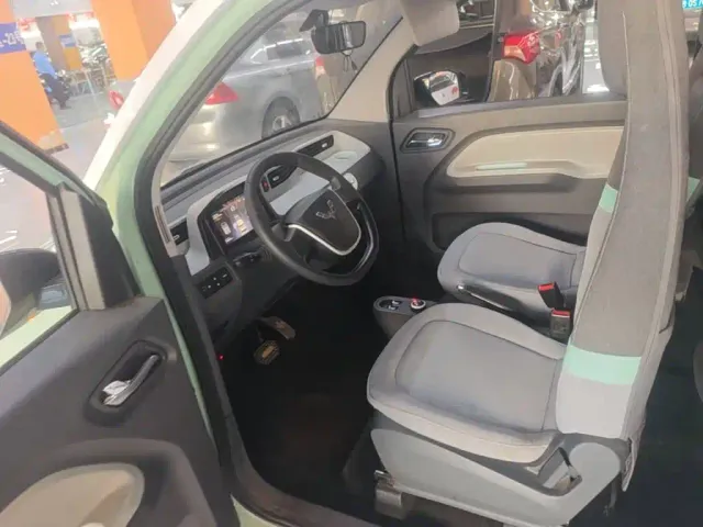 Wuling Hongguang Mini EV — Фото автомобиля 14