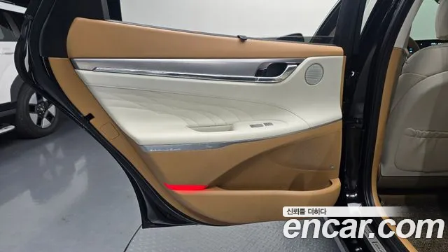 Hyundai Grandeur — Фото автомобиля 22