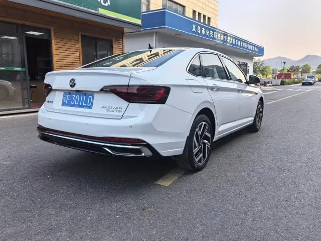Volkswagen Sagitar — Фото автомобиля 9