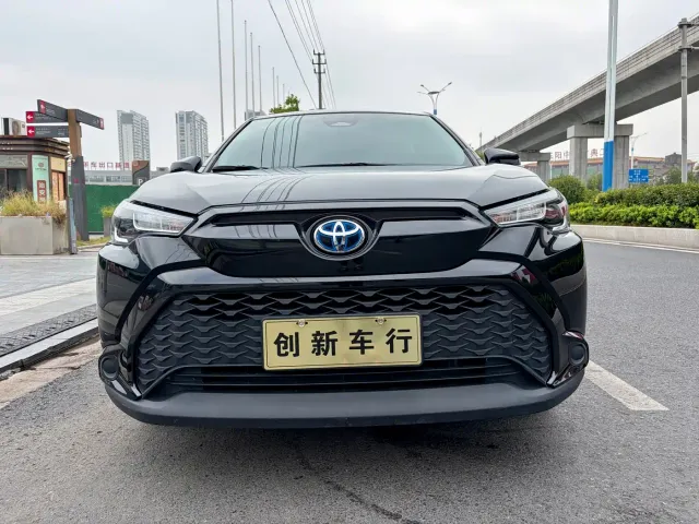 Фотография автомобиля — Toyota Frontlander