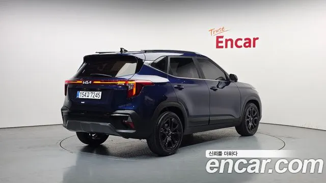 Kia Seltos Бензин 1.6 турбо 2WD — Фото автомобиля 2