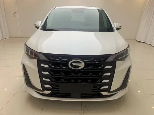 GAC Trumpchi M6 — Фото автомобиля 2