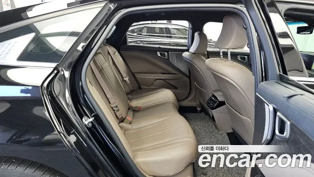 Kia K8 Hybrid — Фото автомобиля 18