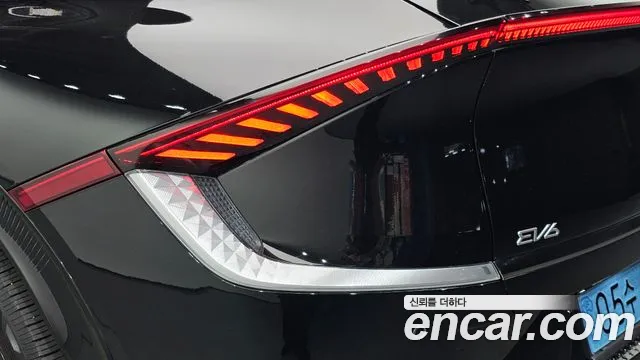 Kia EV6 — Фото автомобиля 8