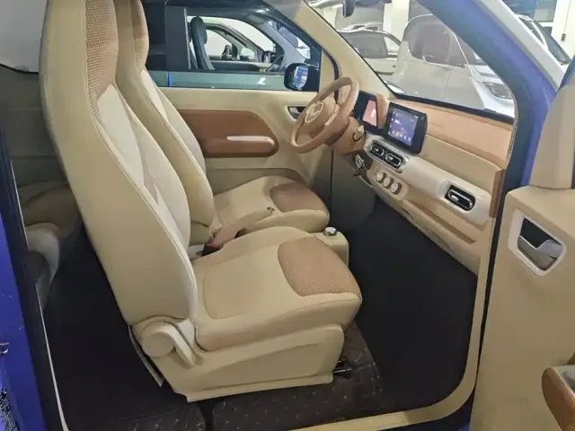 Wuling Hongguang Mini EV — Фото автомобиля 8