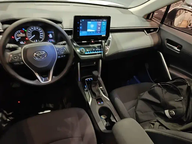 Toyota Corolla Cross — Фото автомобиля 13